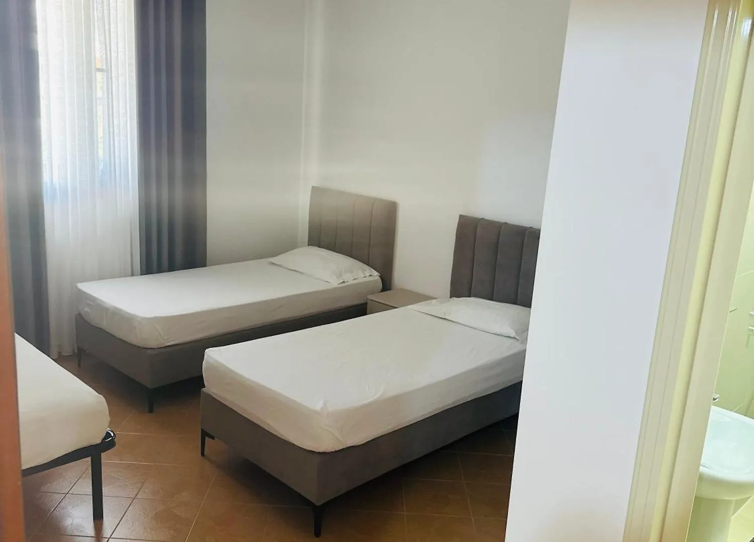 Gasthof Vacation House Villa Roni Durrës